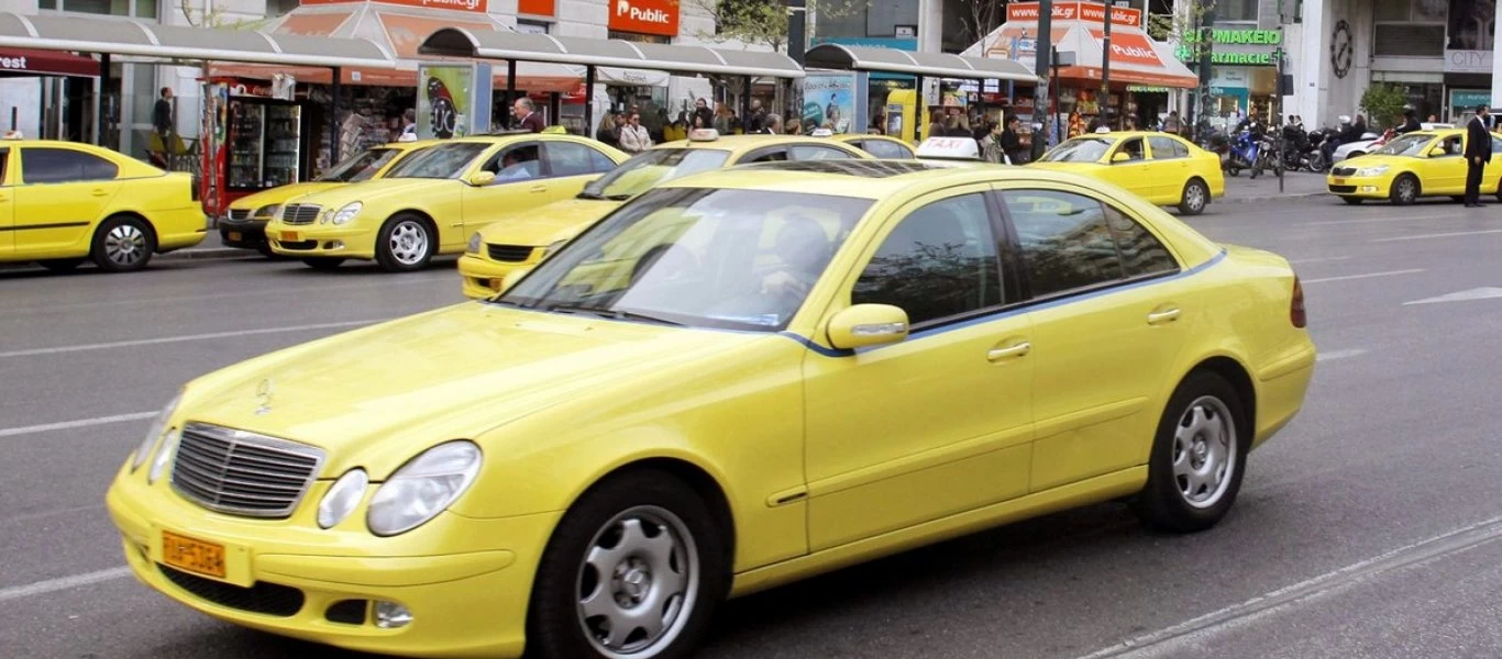 Οδηγοί ταξί: «Με ποιο σκεπτικό ο “φωστήρας” του ΕΟΔΥ εισηγήθηκε τη μεταφορά ενός ατόμου;»